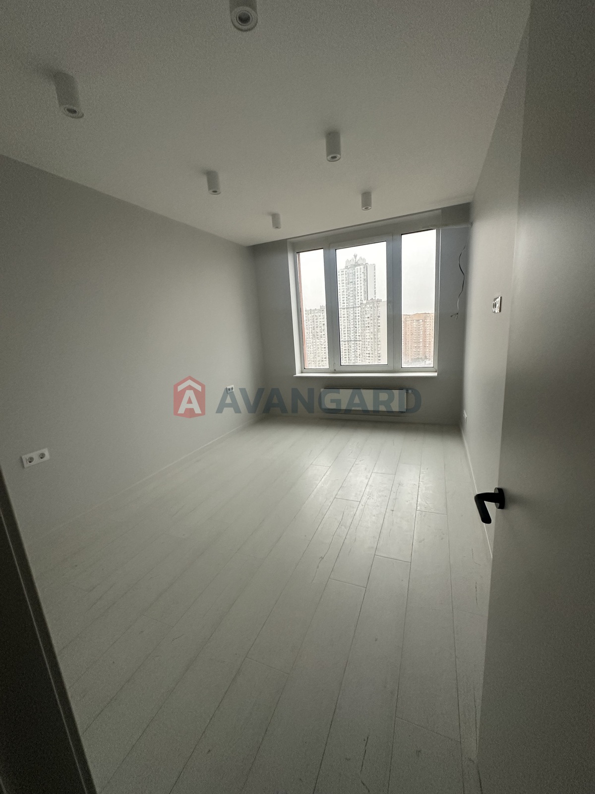 2 ��. ��������, 62/-/21 ��. �., 19/25 ������ ���� 10