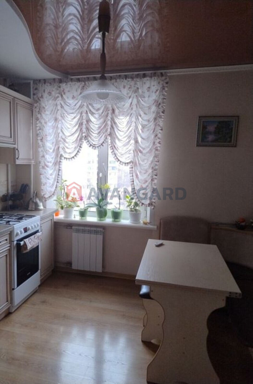 3 ����. ��������, 67/-/8 ��. �., 6/9 ���� ���� 19