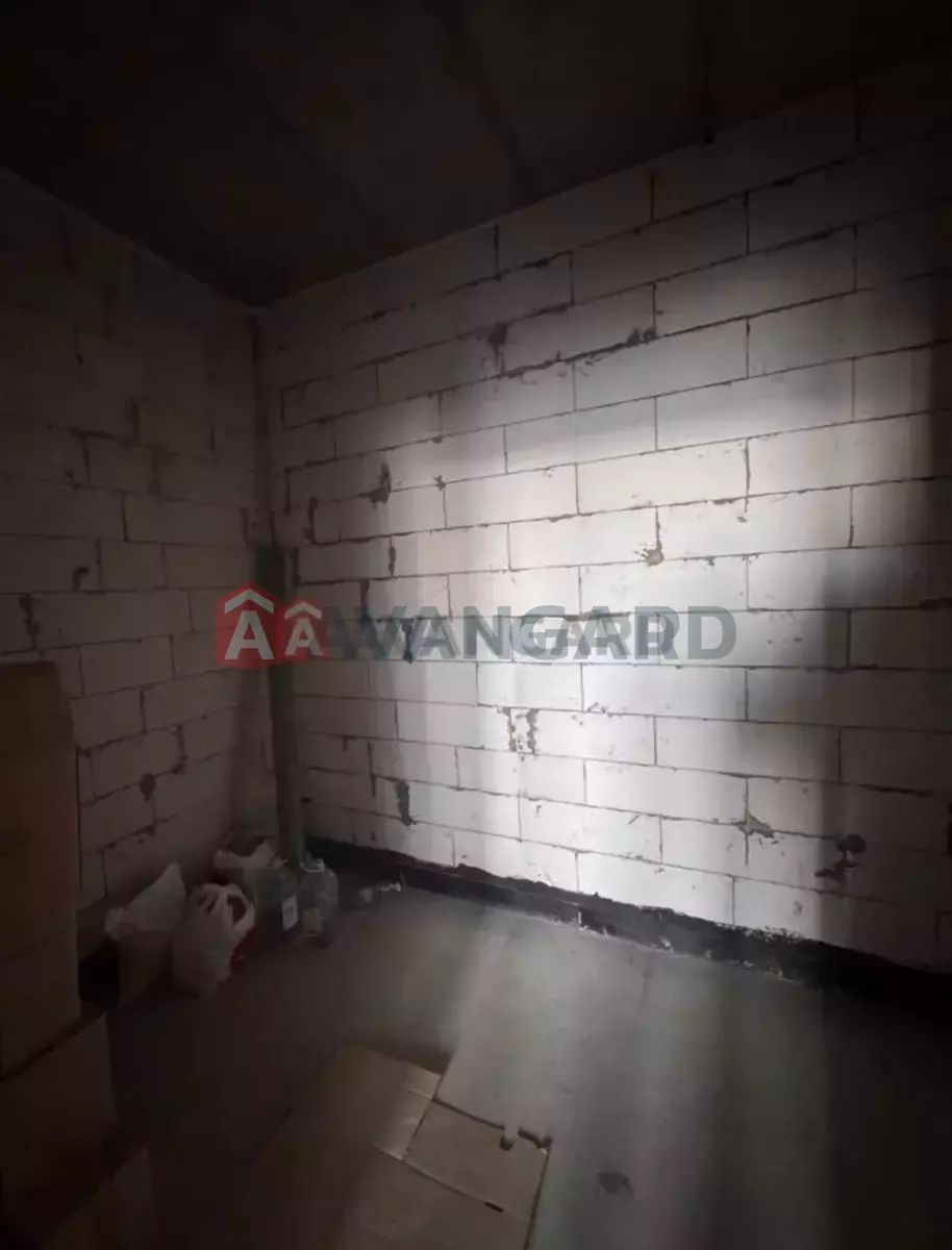 2 ��. ��������, 58/-/10 ��. �., 8/20 ������ ���� 12