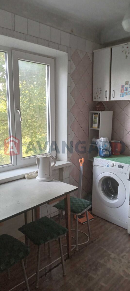 3 ����. ��������, 54/-/6 ��. �., 5/5 ���� ���� 3