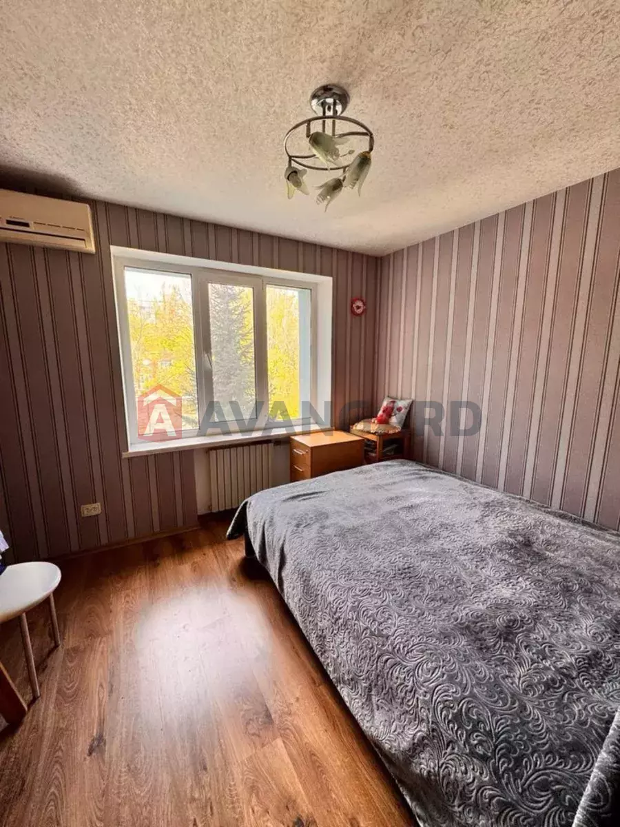 3 ��. ��������, 67/-/7 ��. �., 4/9 ������ ���� 5