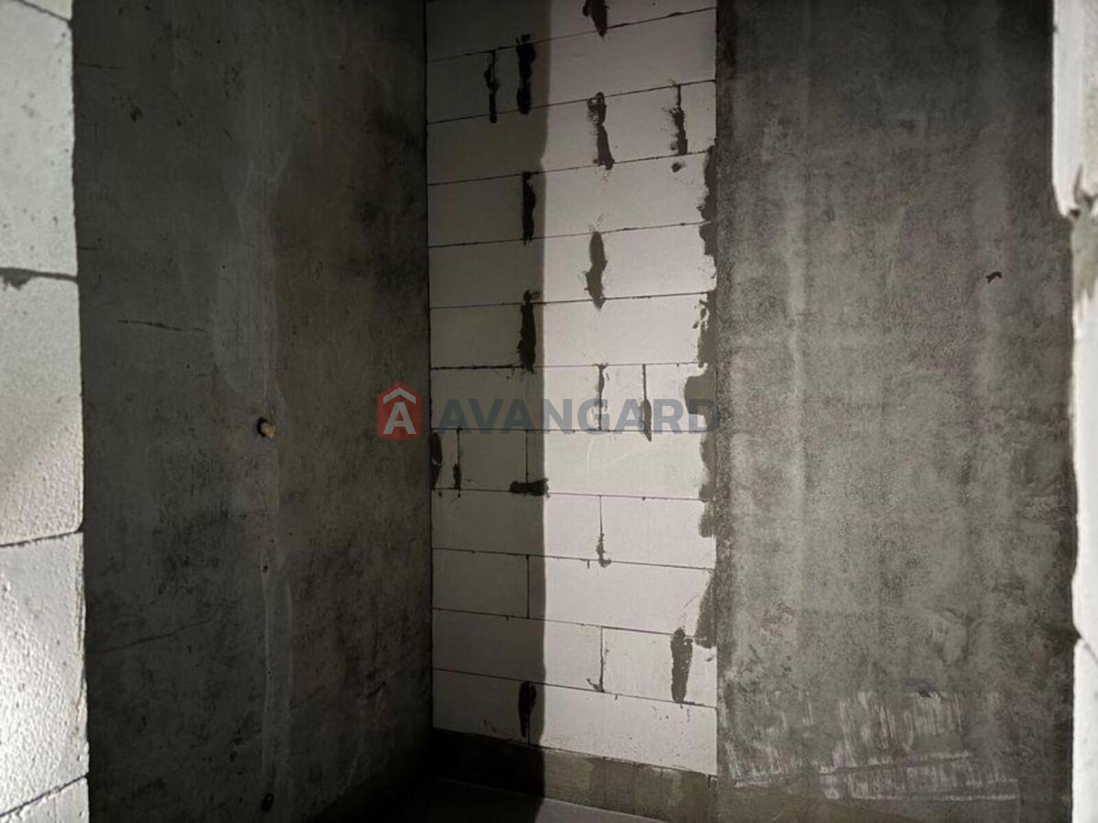 1 ��. ��������, 52/-/18 ��. �., 15/23 ������ ���� 6