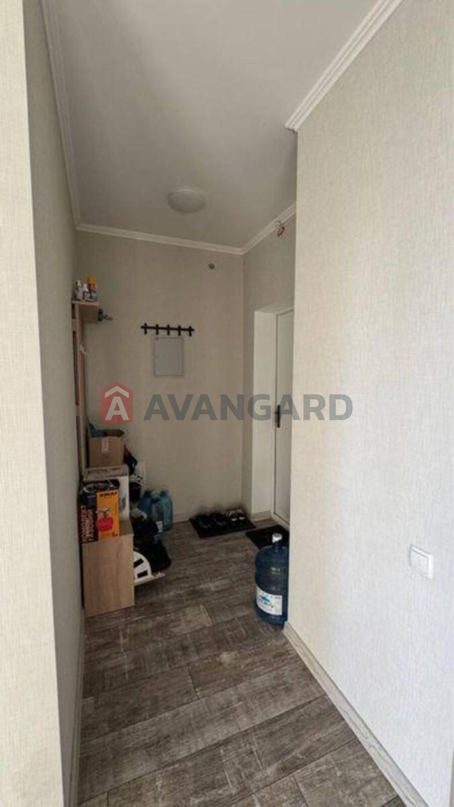 2 ����. ��������, 50/-/4 ��. �., 8/15 ���� ���� 5