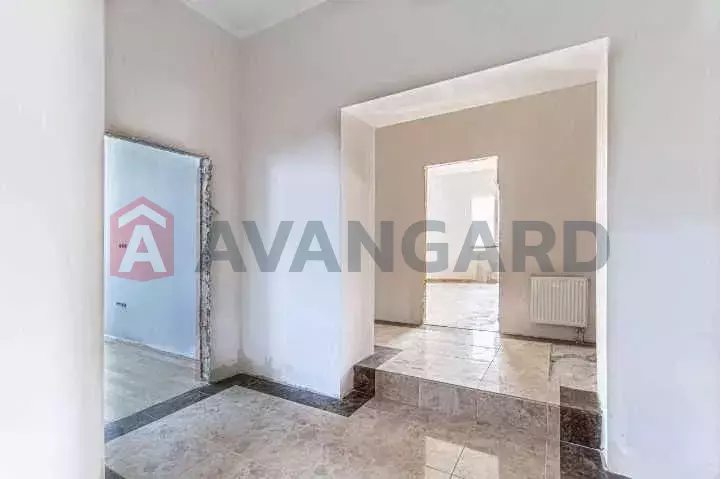 3 ��. ��������, 225/-/40 ��. �., 26/26 ������ ���� 1