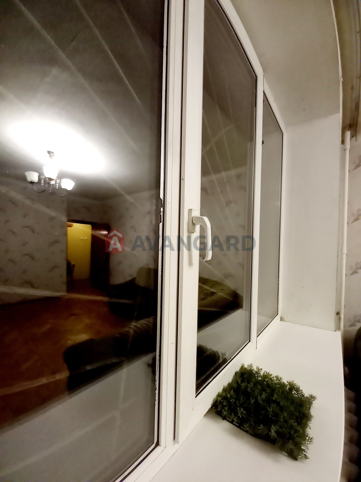 2 ����. ��������, 58/35/9.3 ��. �., 1/5 ���� ���� 17