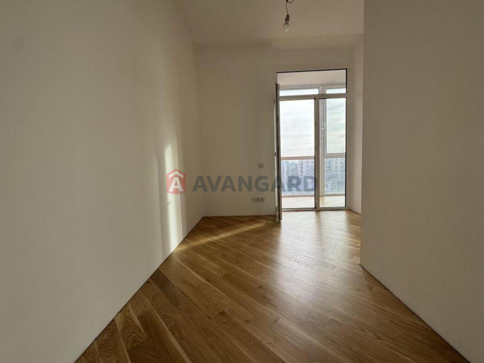 4 ��. ��������, 110/-/30 ��. �., 6/24 ������ ���� 10