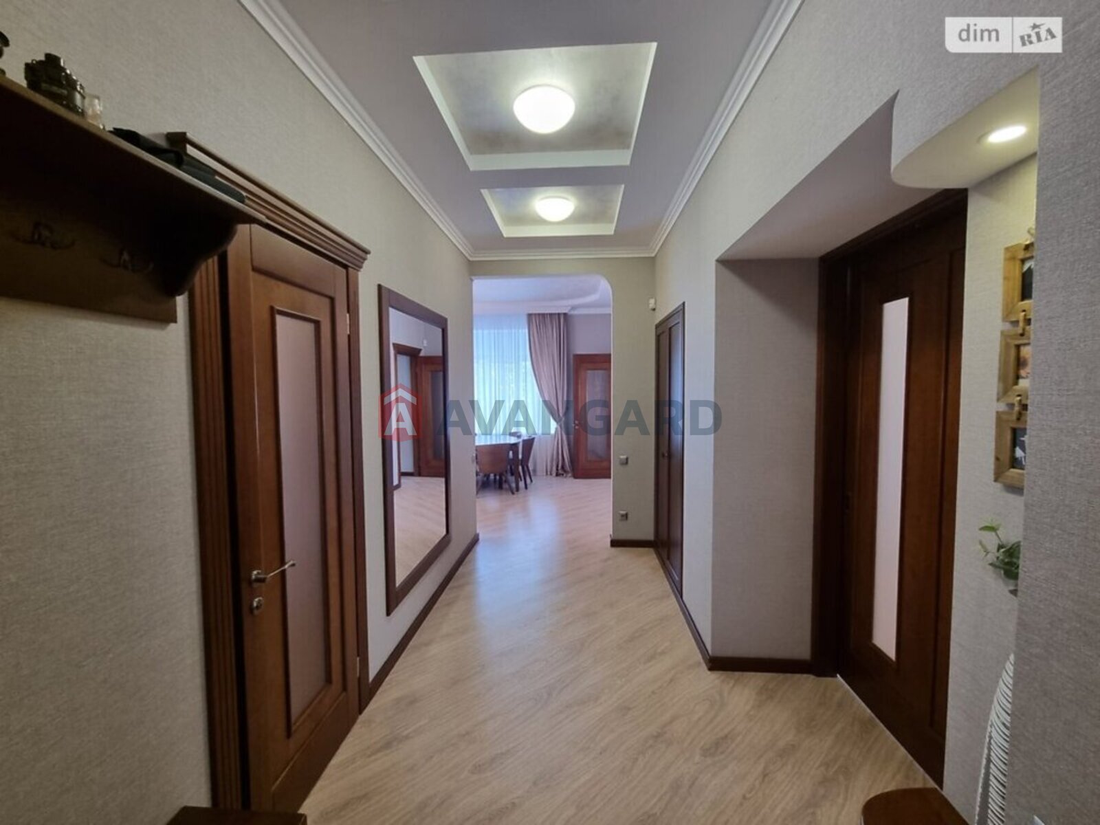 3 ��. ��������, 79/30/10 ��. �., 3/3 ������ ���� 3