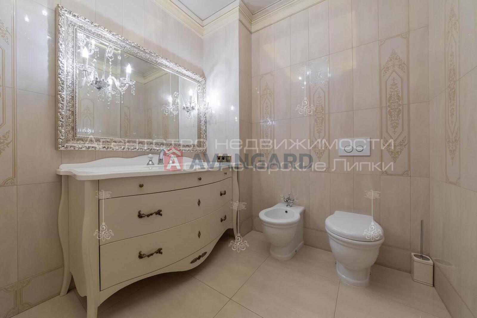 3 ��. ��������, 114/63/20 ��. �., 7/22 ������ ���� 23