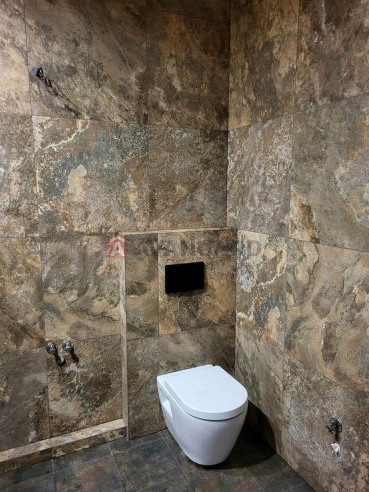 1 ��. ��������, 43/-/18 ��. �., 6/14 ������ ���� 3