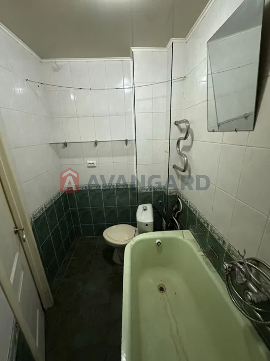 1 ����. ��������, 21/-/4 ��. �., 6/9 ���� ���� 9