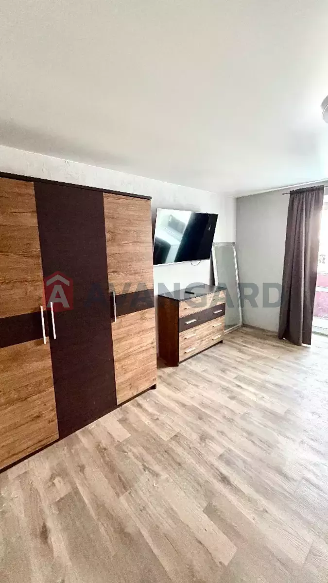 3 ��. ��������, 66/-/- ��. �., 3/9 ������ ���� 12