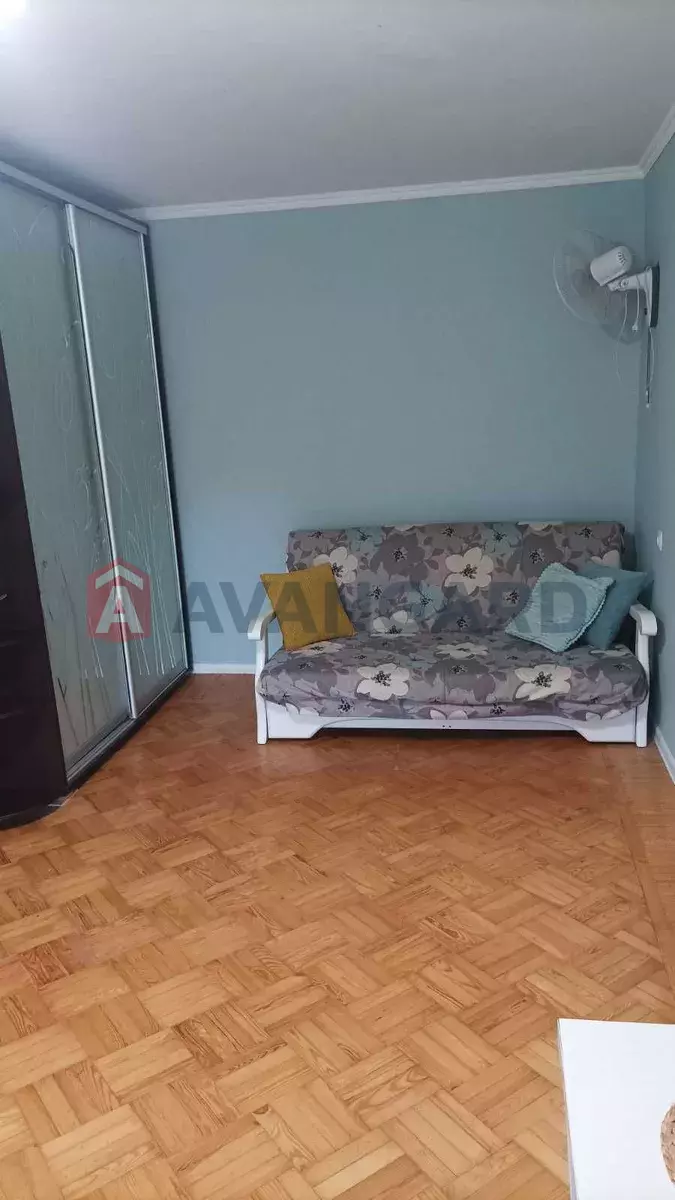 2 . , 46/27/8 . ., 4/9   4