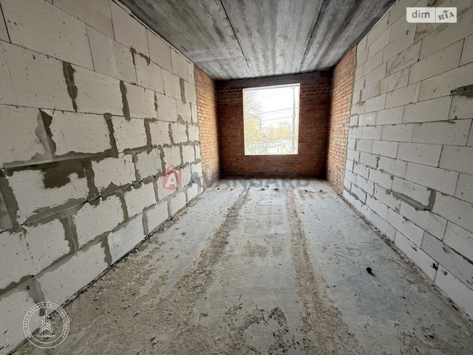 1 ����. ��������, 40/35/17 ��. �., 3/5 ���� ���� 6