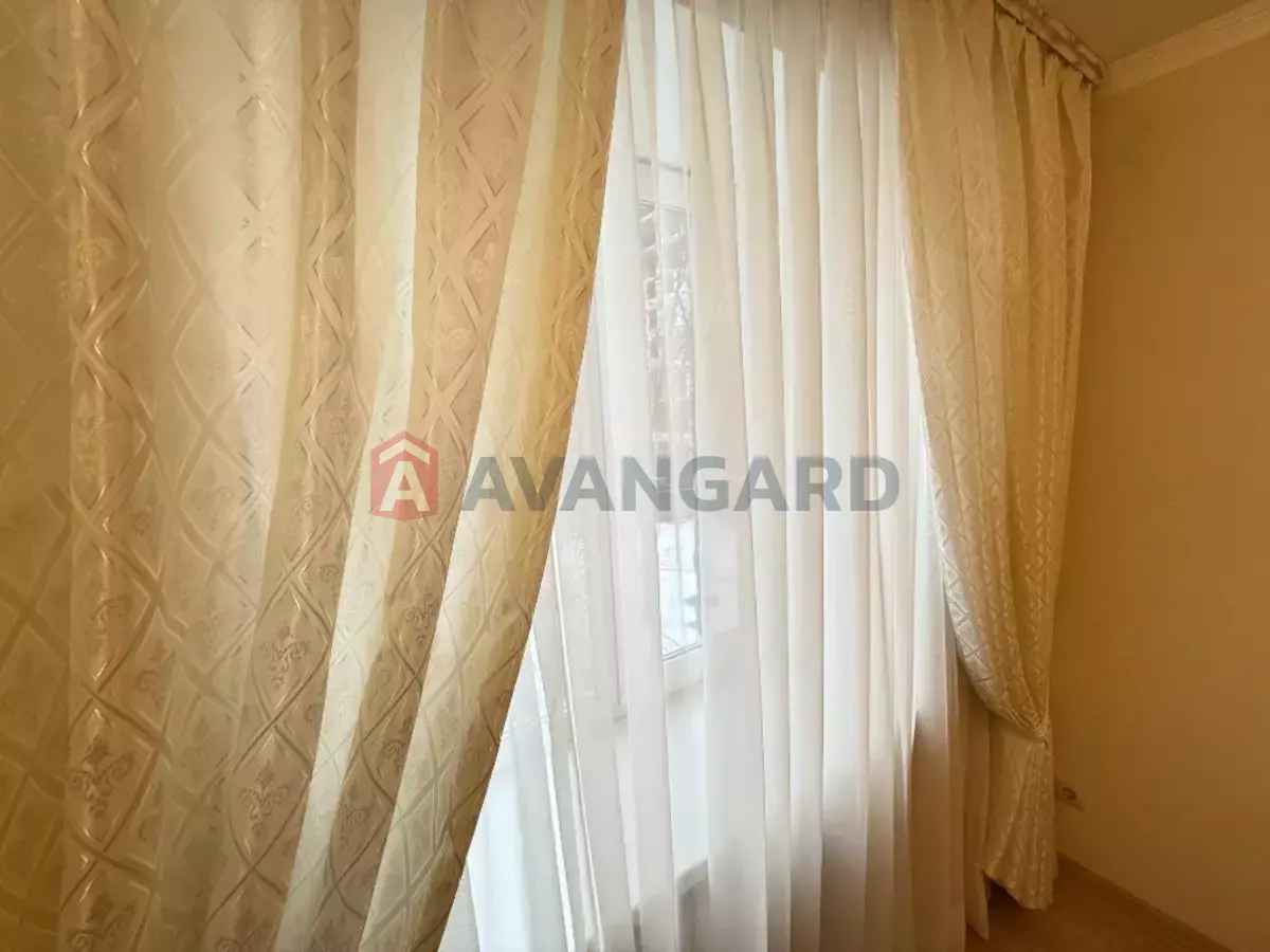 2 ����. ��������, 42/-/- ��. �., 3/9 ���� ���� 23