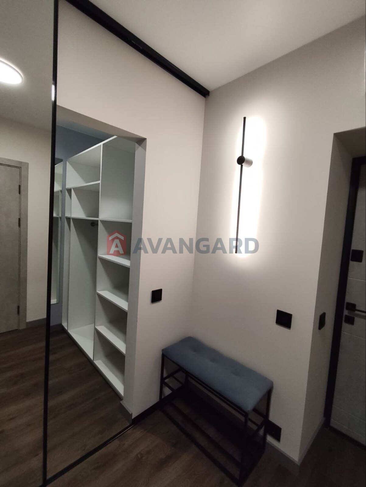 1 ��. ��������, 45/-/15 ��. �., 5/10 ������ ���� 8