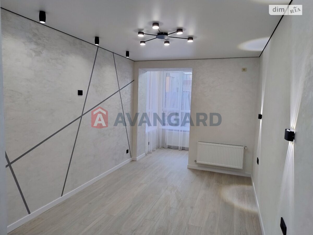 1 ��. ��������, 40/18/12 ��. �., 2/11 ������ ���� 20