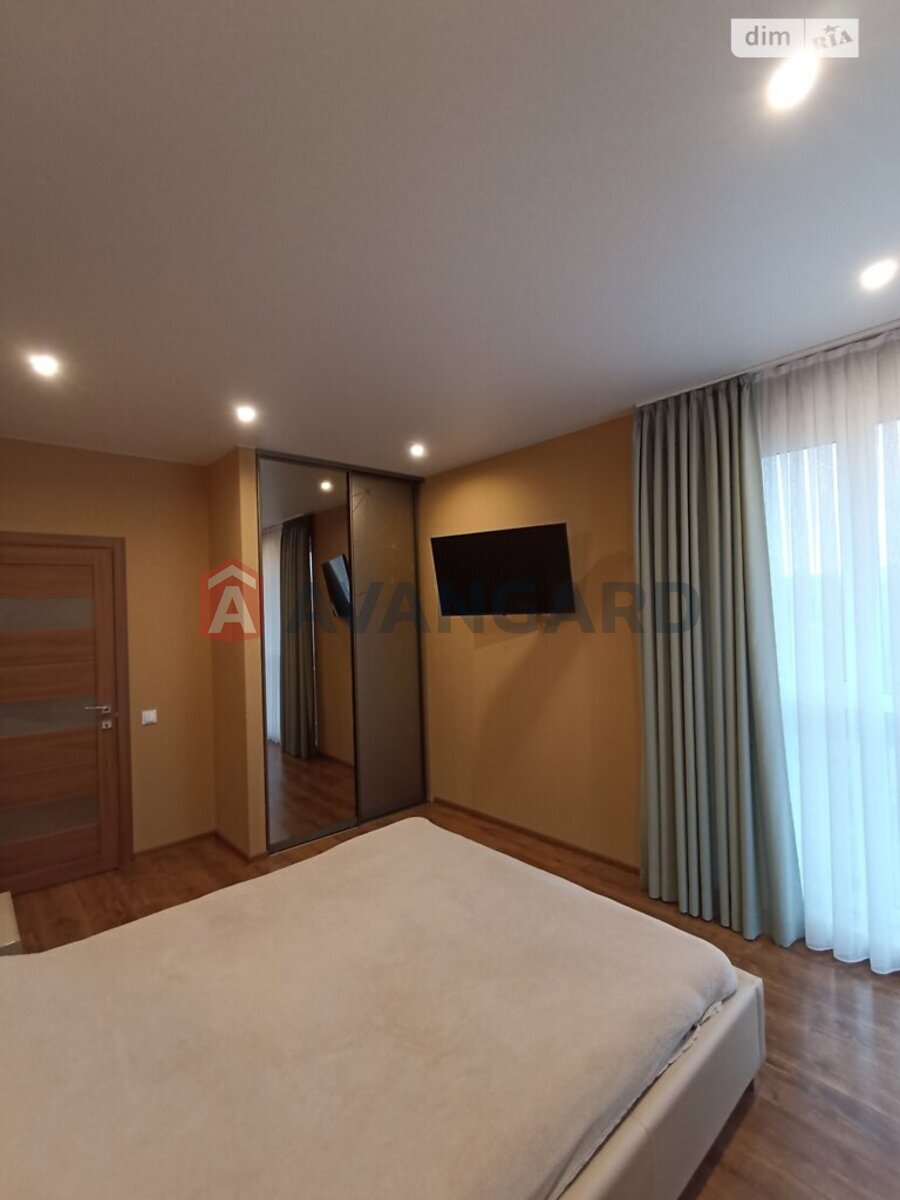 2 . , 56/-/- . ., 4/6   3