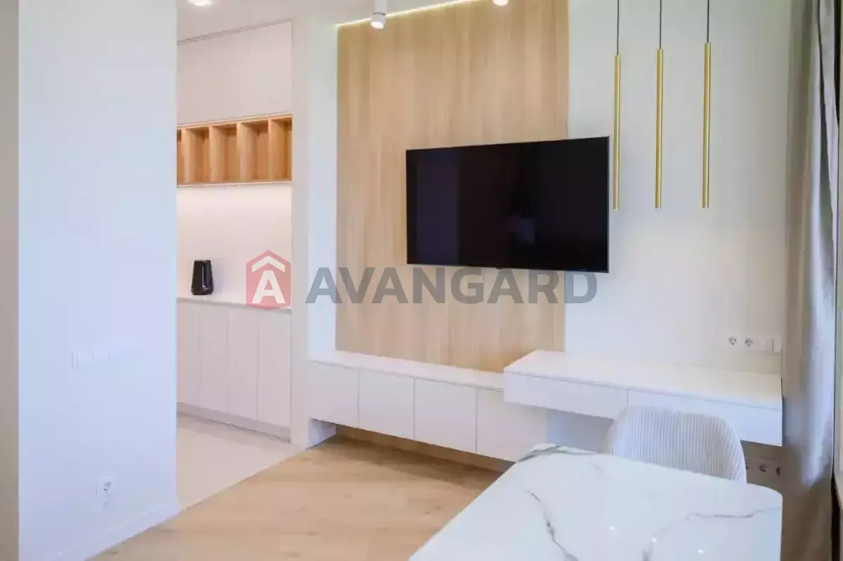 1 ��. ��������, 44/-/- ��. �., 22/23 ������ ���� 4