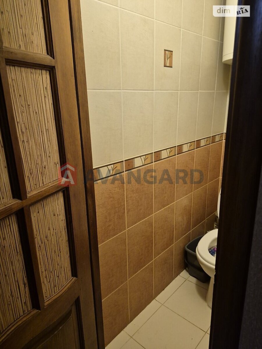 3 ��. ��������, 64/50/9 ��. �., 8/10 ������ ���� 19