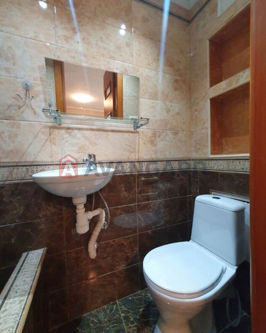 1 ����. ��������, 30/17/3 ��. �., 6/9 ���� ���� 9