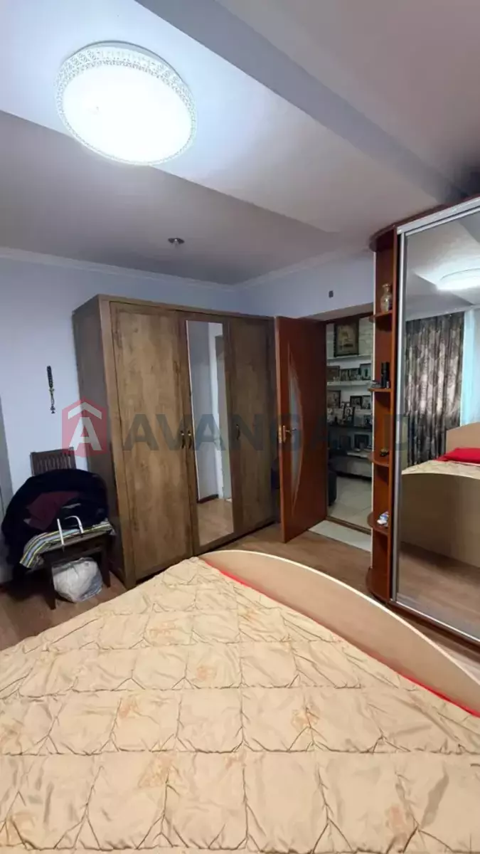 4 ��. ��������, 88/-/- ��. �., 1/1 ������ ���� 10