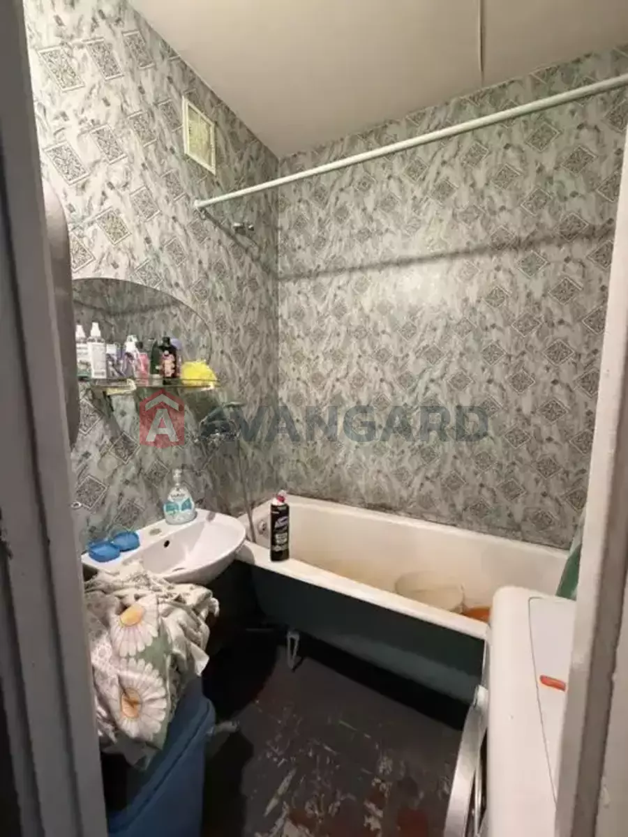 2 ��. ��������, 52/-/8 ��. �., 8/10 ������ ���� 7