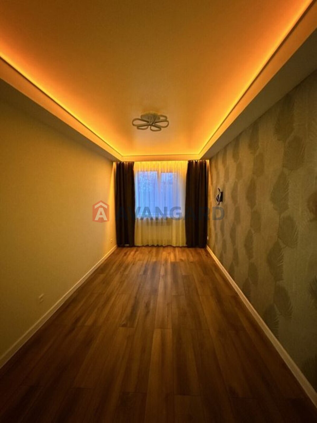 3 ��. ��������, 54/-/6 ��. �., 4/5 ������ ���� 10