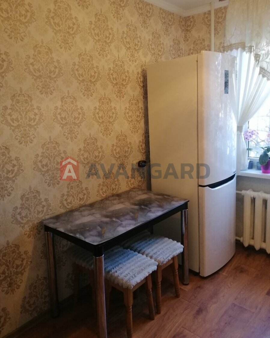 3 ��. ��������, 61/60/8 ��. �., 1/9 ������ ���� 11