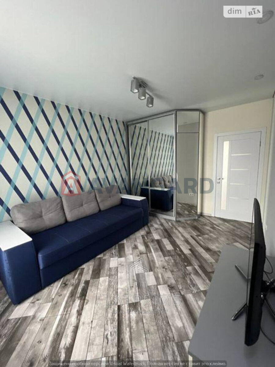 3 ��. ��������, 78/44/14 ��. �., 2/10 ������ ���� 7