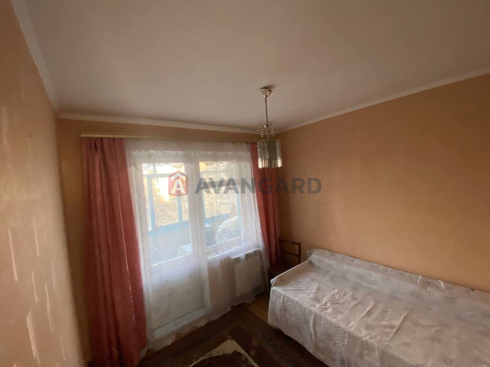 3 ��. ��������, 63/-/8 ��. �., 3/9 ������ ���� 3