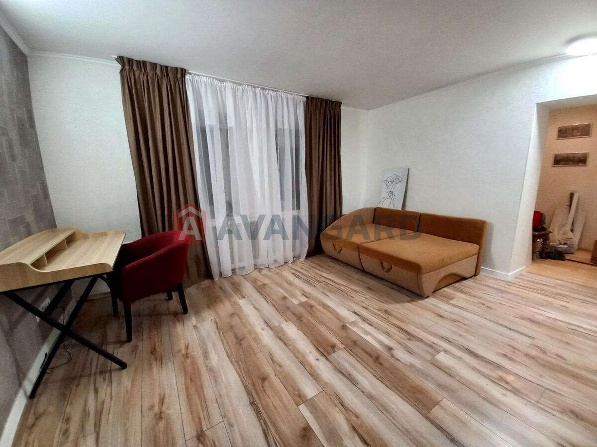 1 . , 36.4 / 17.6 / 8 ? . ., 10/18   8