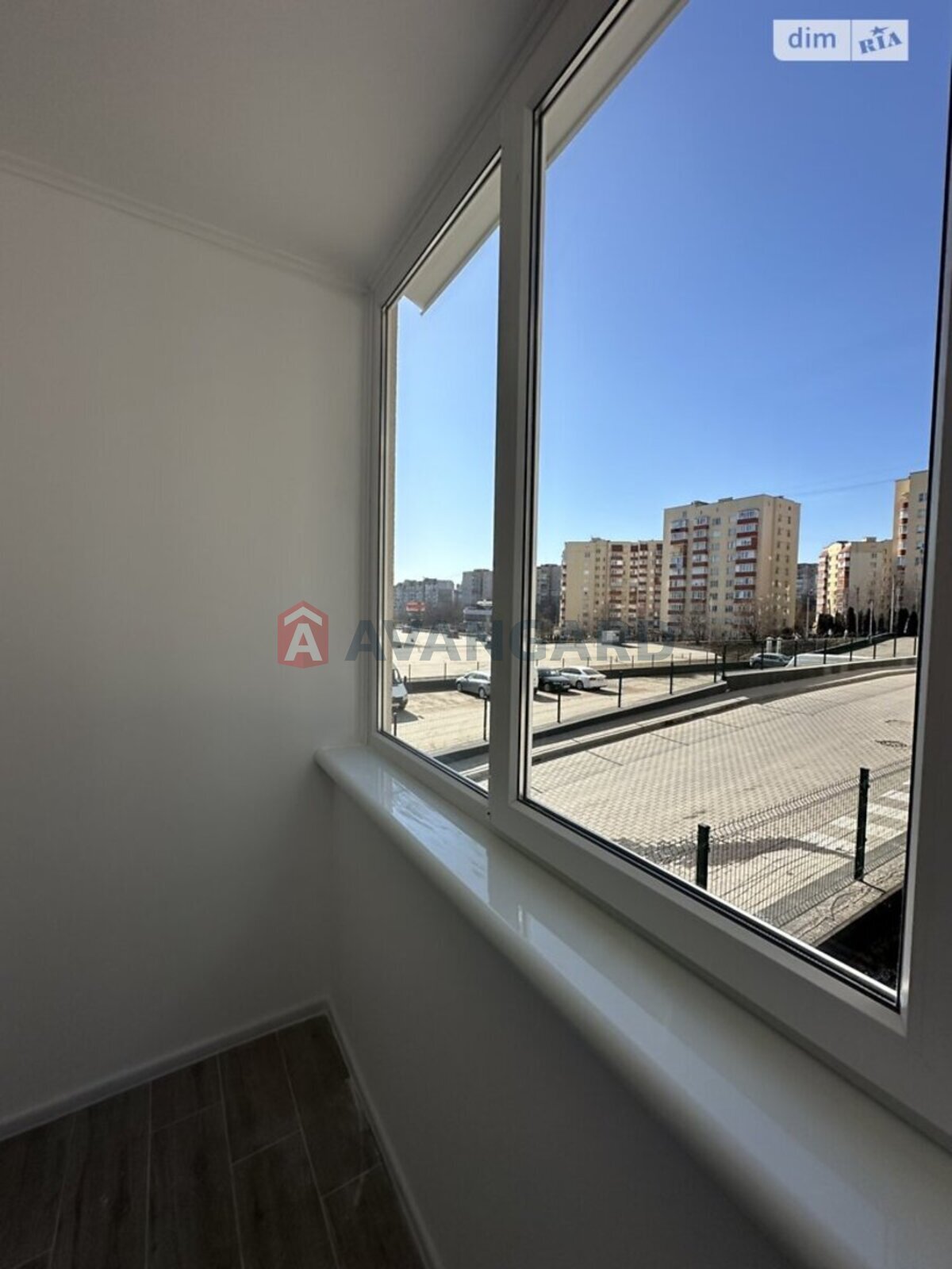 2 ��. ��������, 81/43/17 ��. �., 1/10 ������ ���� 9