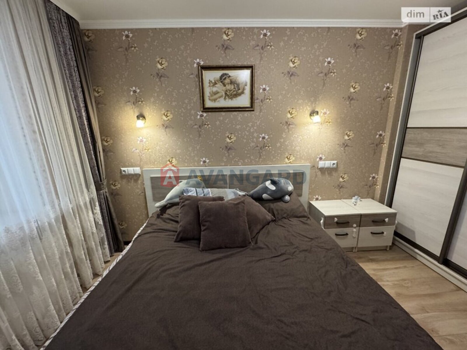 4 ��. ��������, 74/-/- ��. �., 5/9 ������ ���� 23