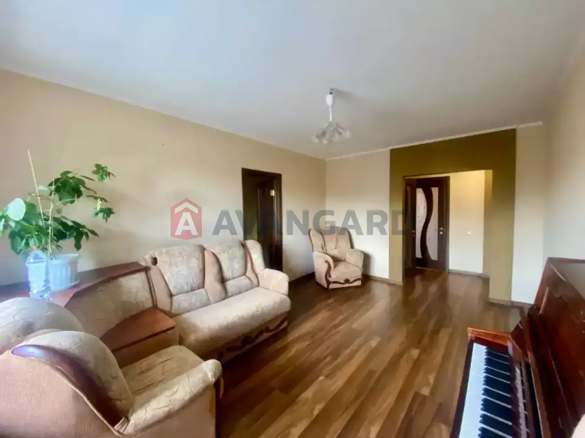 3 ����. ��������, 65/-/8 ��. �., 3/9 ���� ���� 1