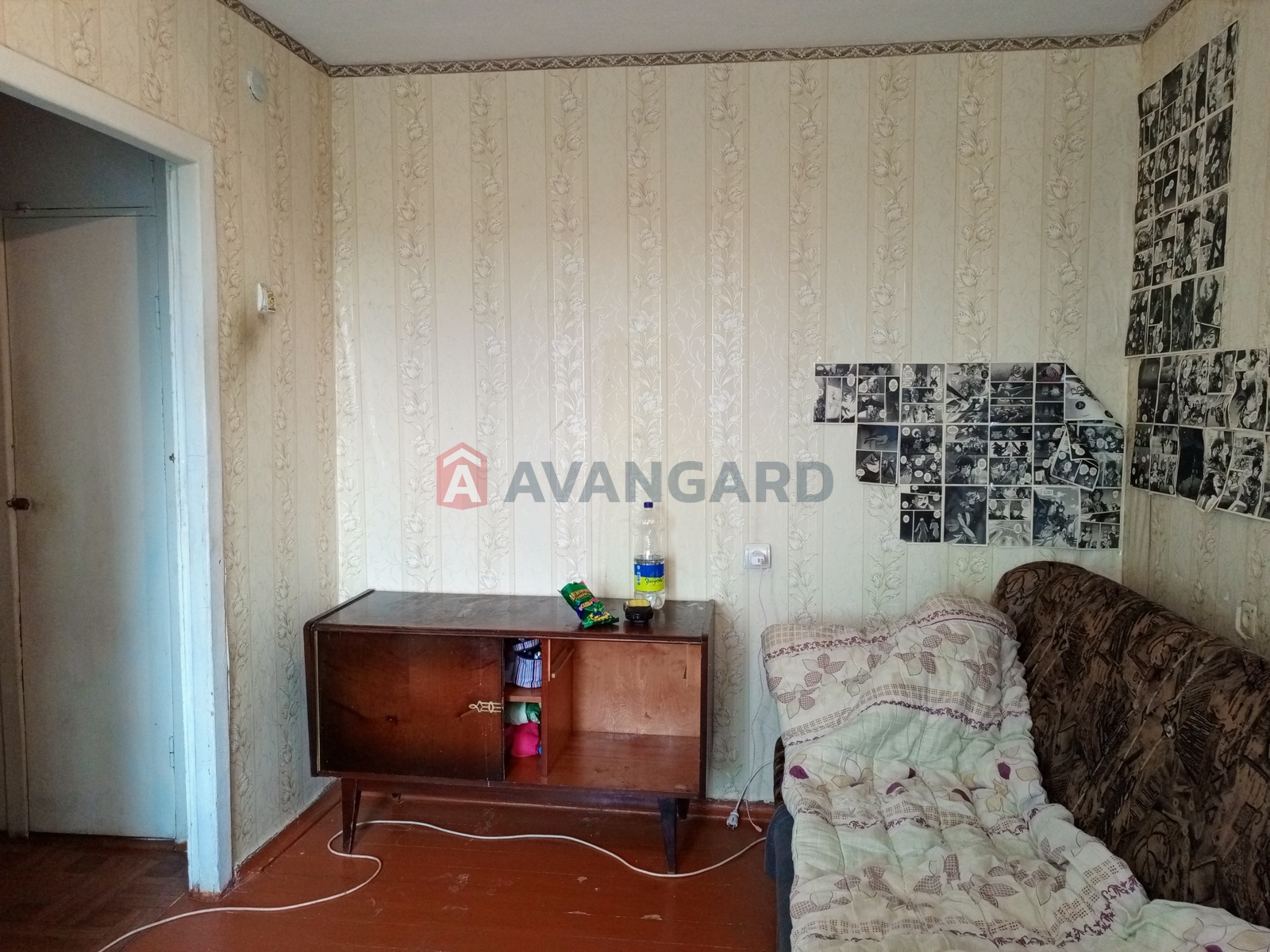 4 ����. ��������, 82/51/7 ��. �., 4/9 ���� ���� 12