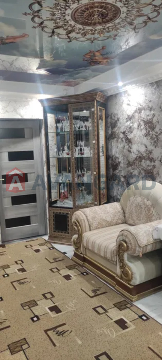 3 ��. ��������, 72/-/15 ��. �., 1/5 ������ ���� 11