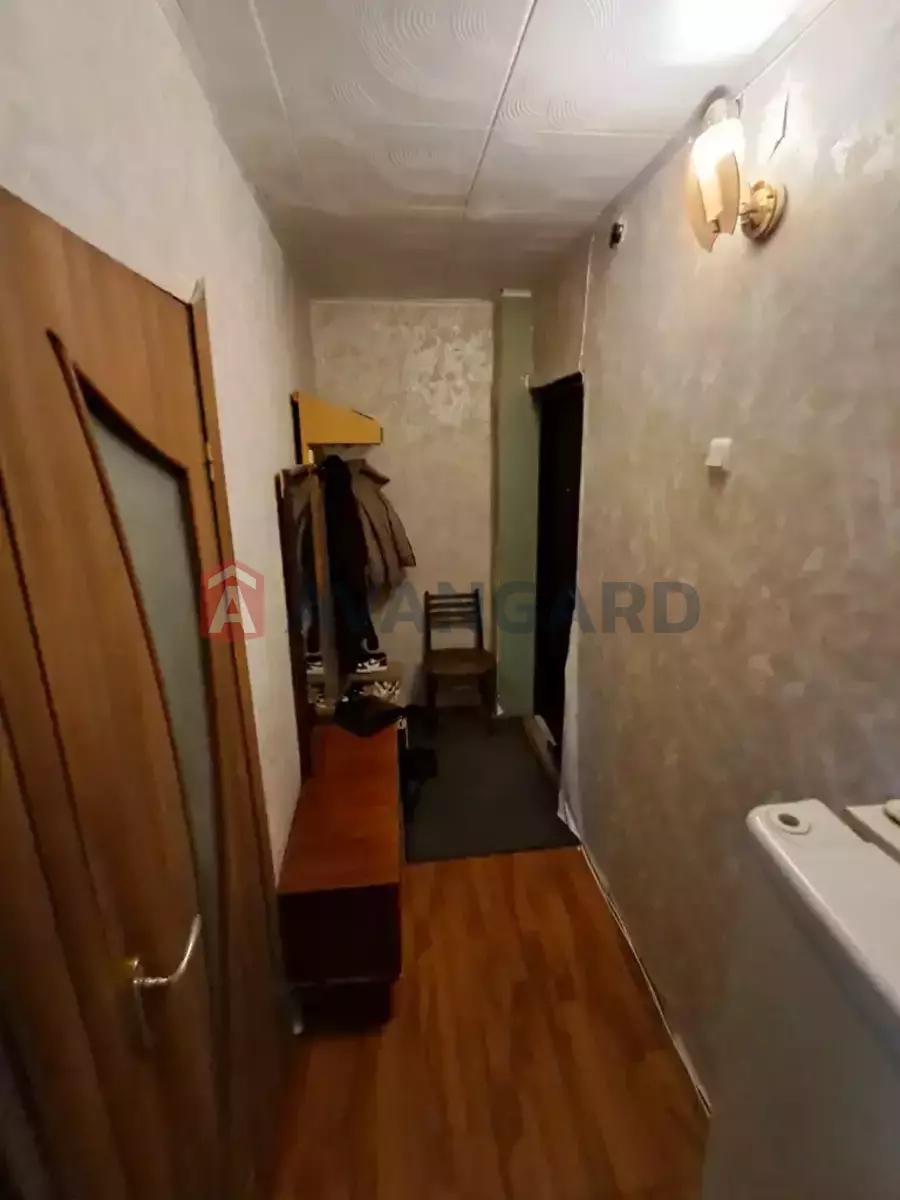 2 ��. ��������, 46/28/5 ��. �., 3/5 ������ ���� 13