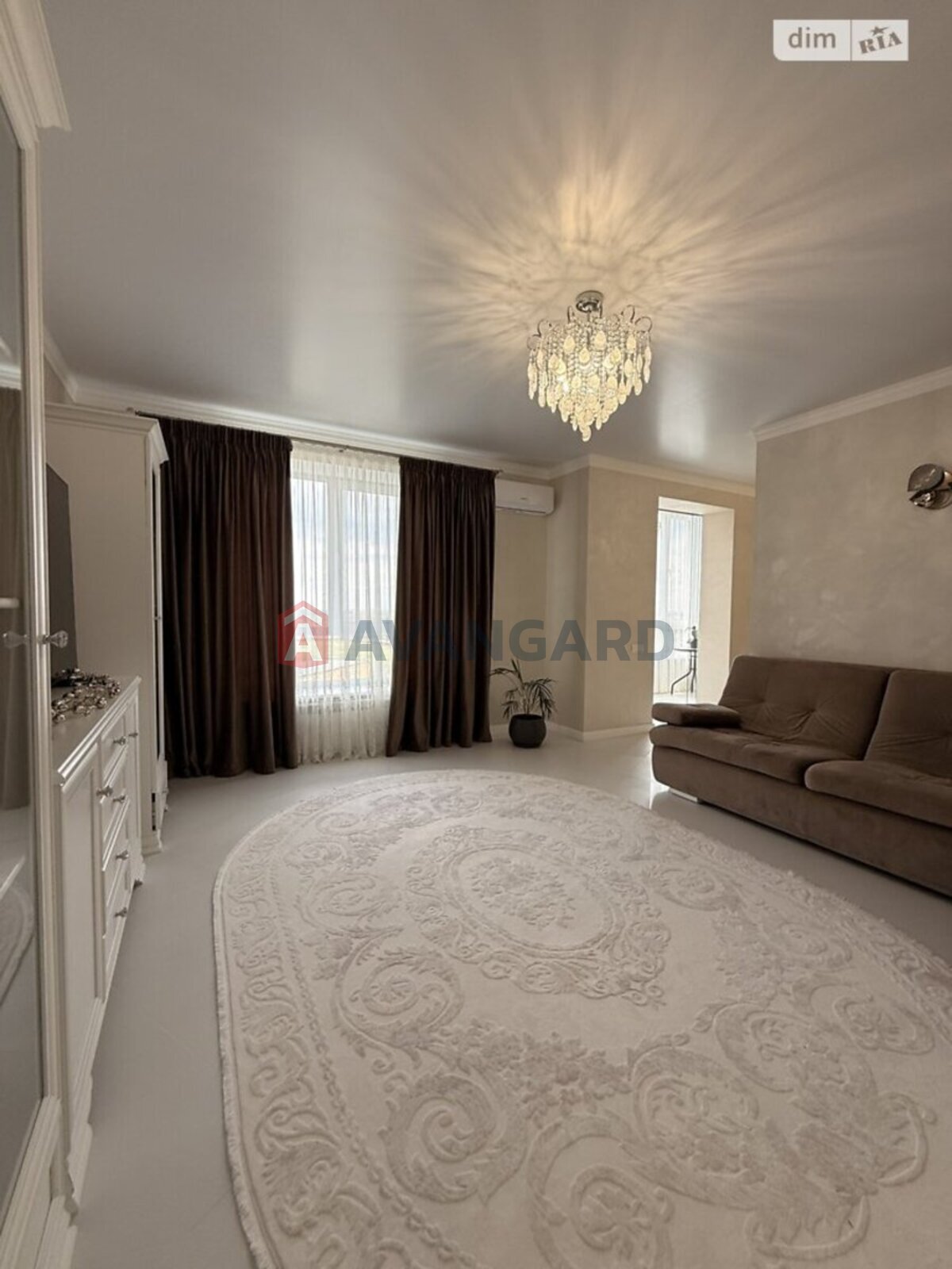 2 ��. ��������, 70/31/17 ��. �., 9/9 ������ ���� 1