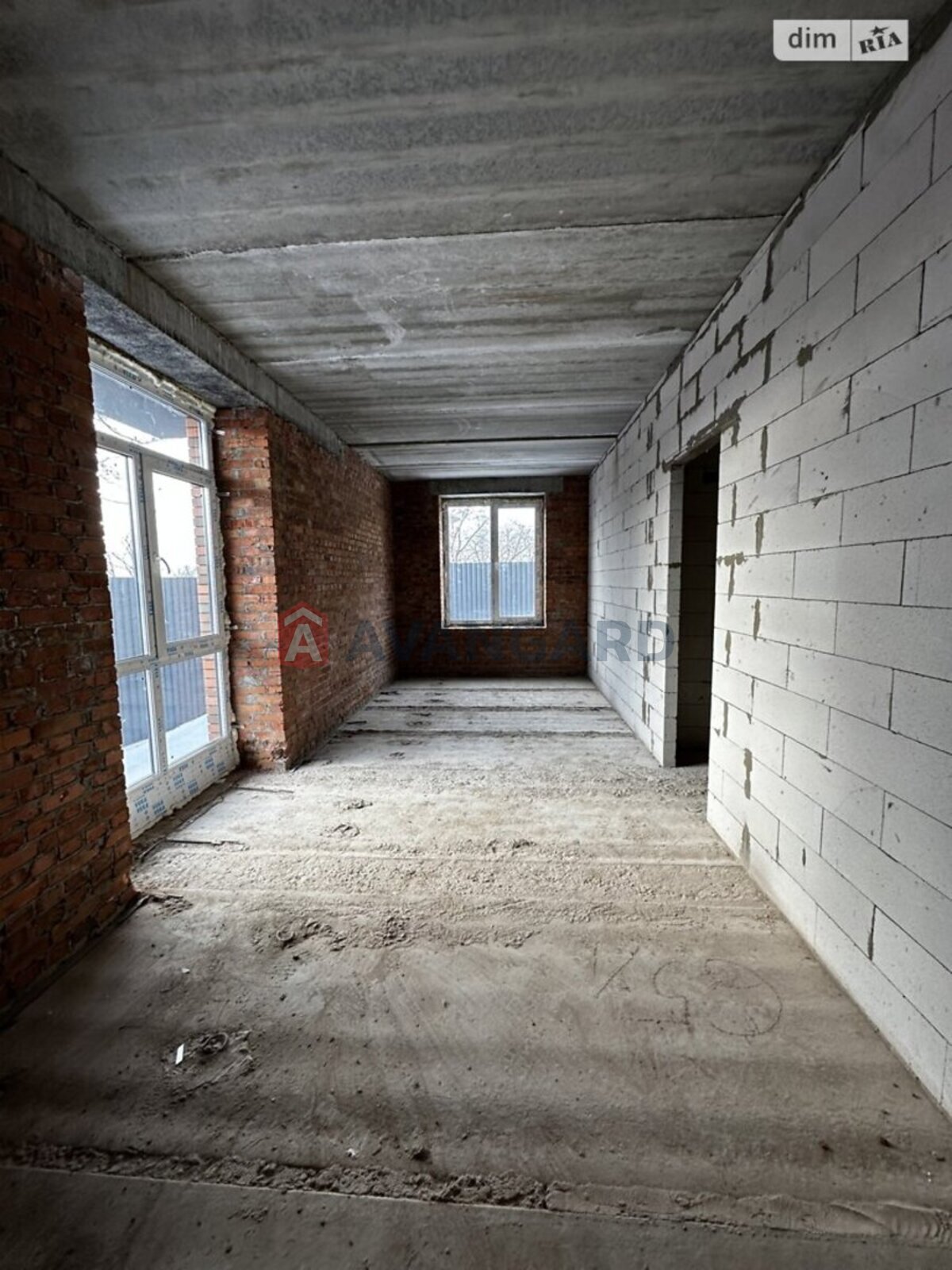 1 ��. ��������, 54/54/25 ��. �., 1/3 ������ ���� 10