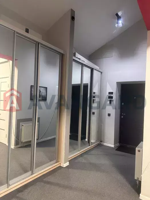 3 ��. ��������, 141/-/26 ��. �., 6/6 ������ ���� 5