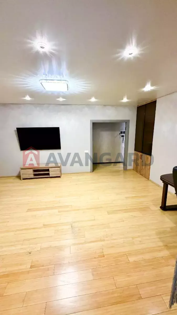 3 ��. ��������, 116/-/- ��. �., 4/12 ������ ���� 13