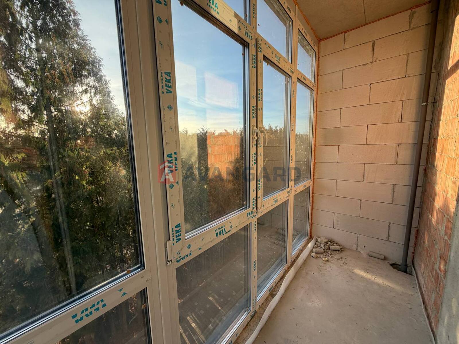 1 ��. ��������, 94/21/41 ��. �., 3/5 ������ ���� 5