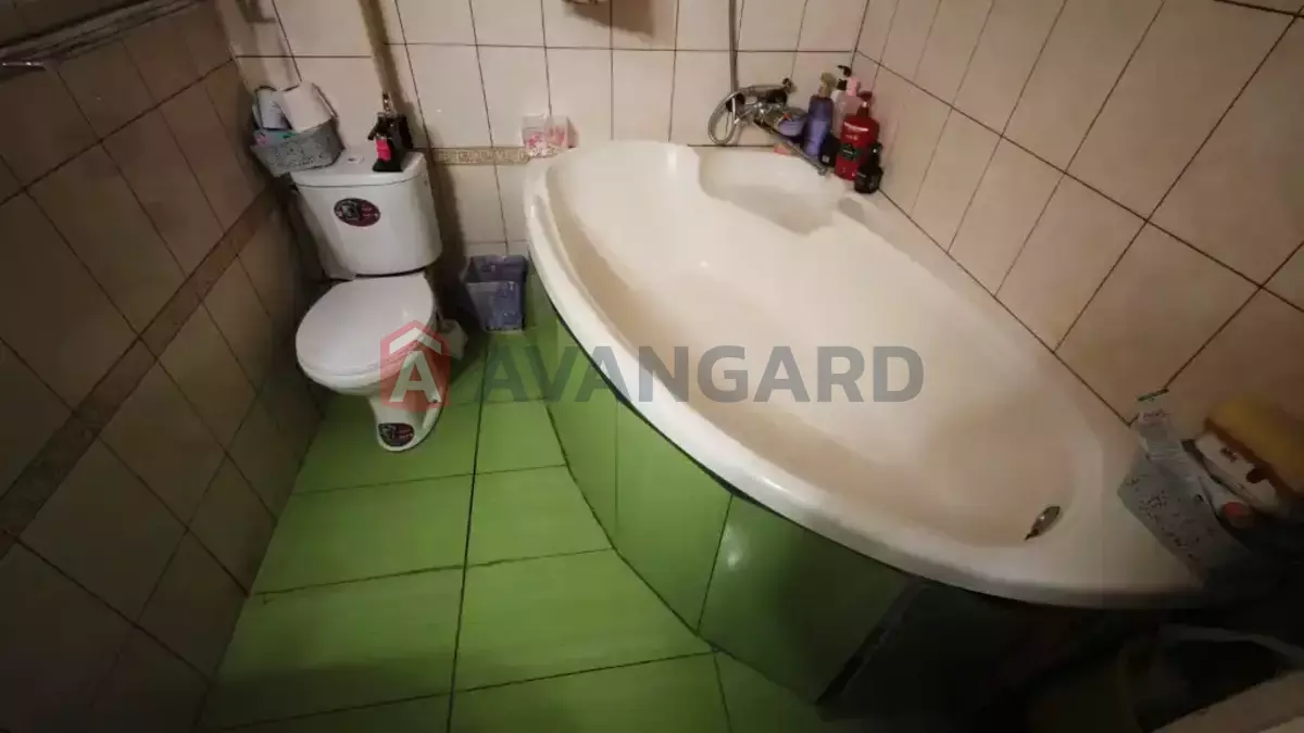 3 ����. ��������, 130/-/31 ��. �., 1/2 ���� ���� 4