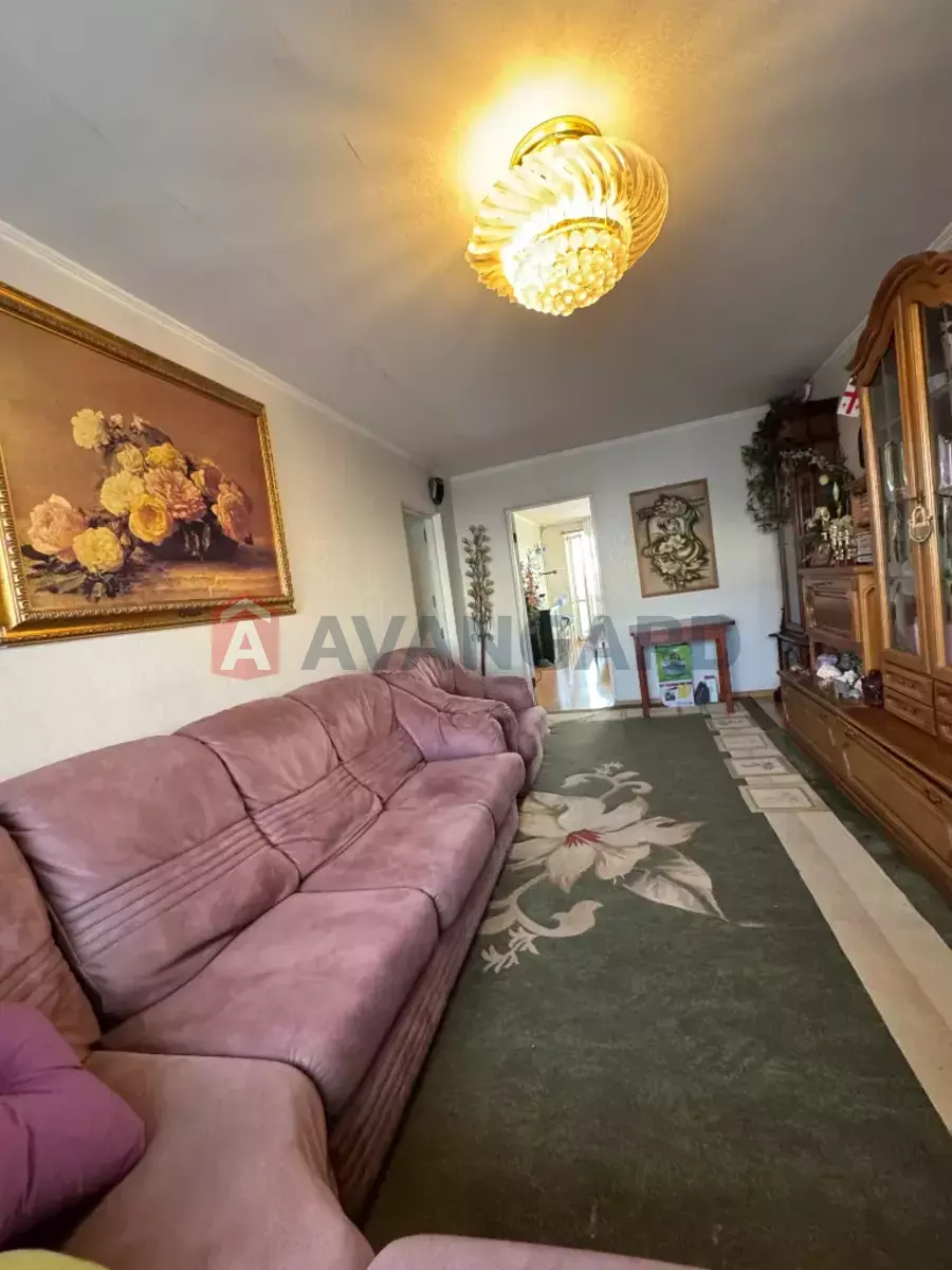 3 ��. ��������, 67/-/9 ��. �., 10/12 ������ ���� 3