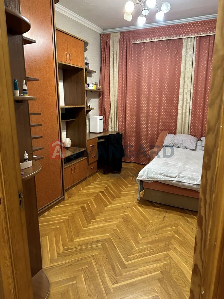 2 ��. ��������, 54/-/9 ��. �., 5/5 ������ ���� 5