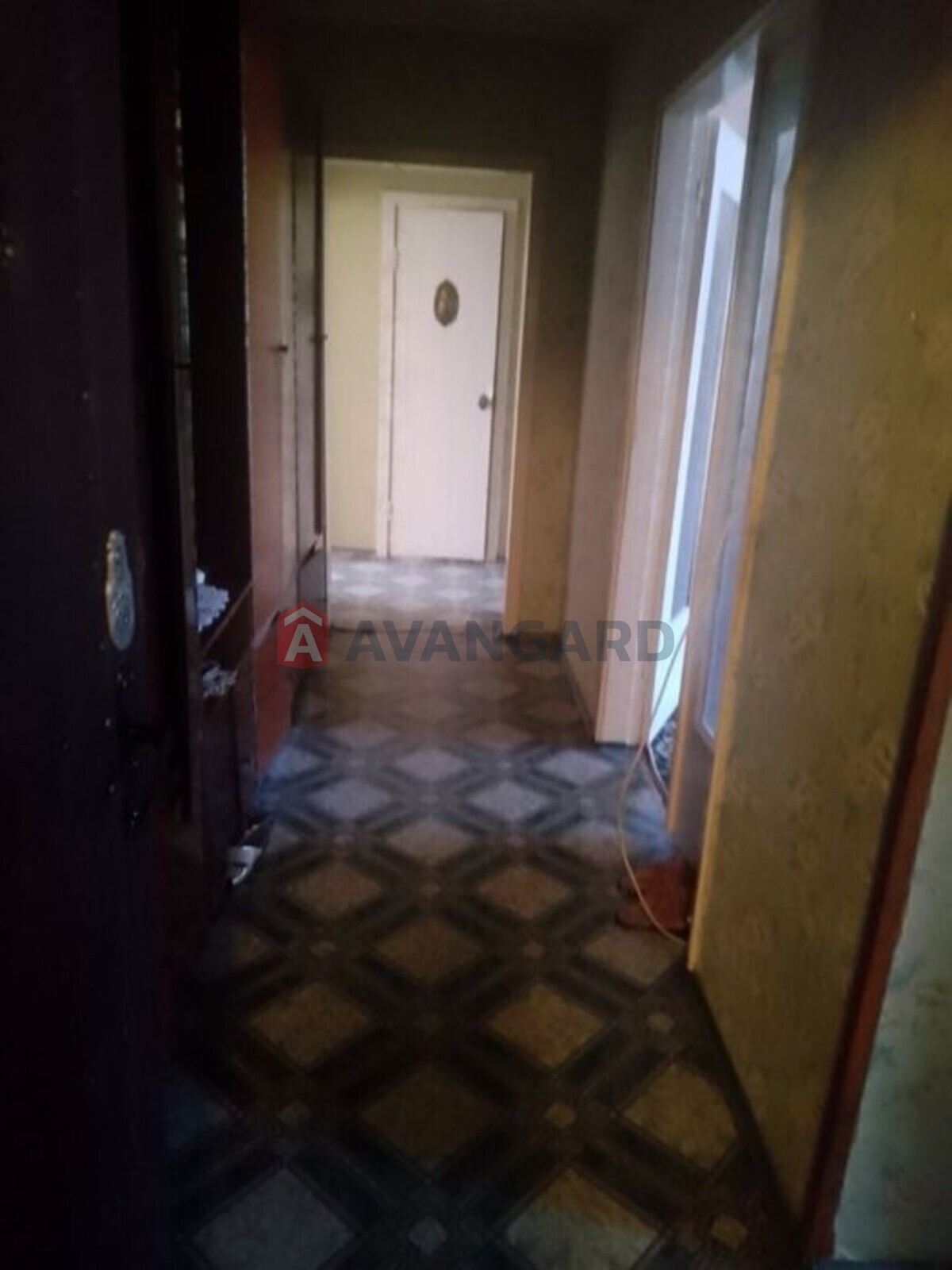 3 ��. ��������, 65/-/7 ��. �., 2/9 ������ ���� 5