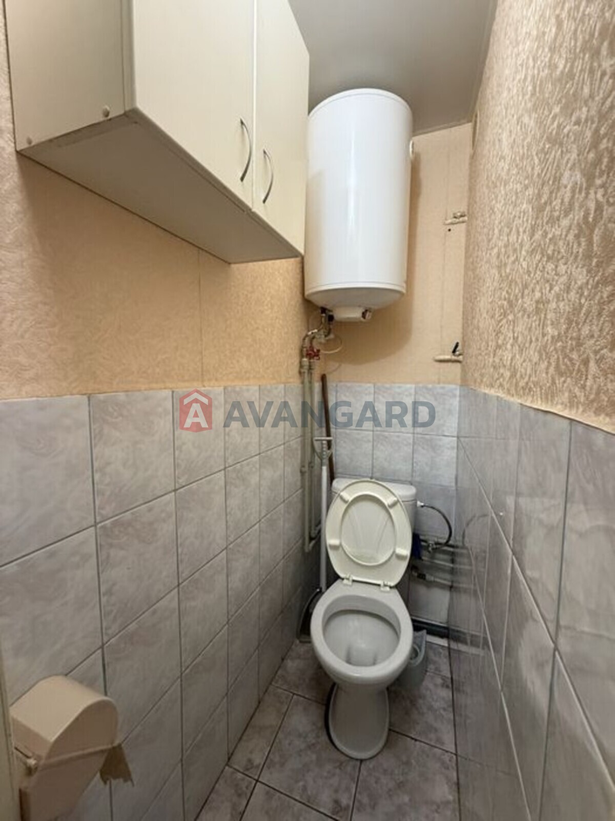 3 ��. ��������, 50/-/5 ��. �., 3/5 ������ ���� 4