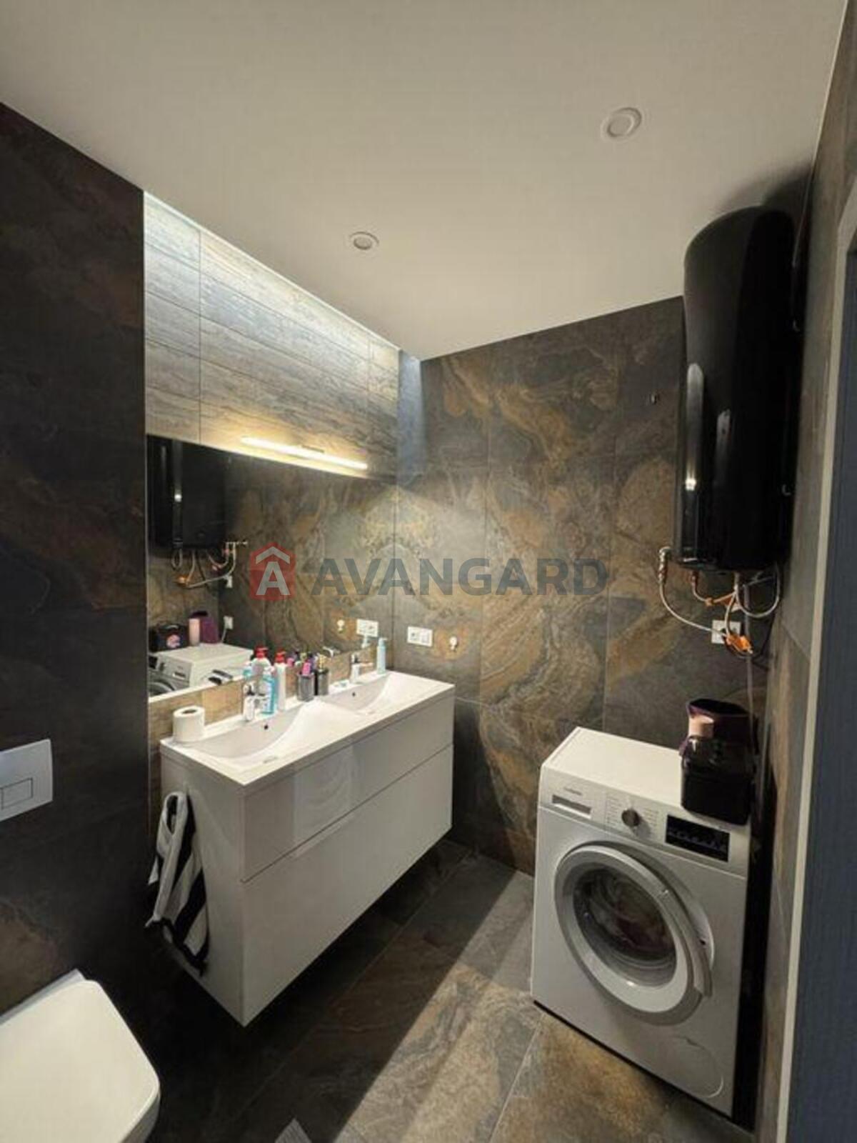 2 ��. ��������, 100/-/20 ��. �., 2/25 ������ ���� 9