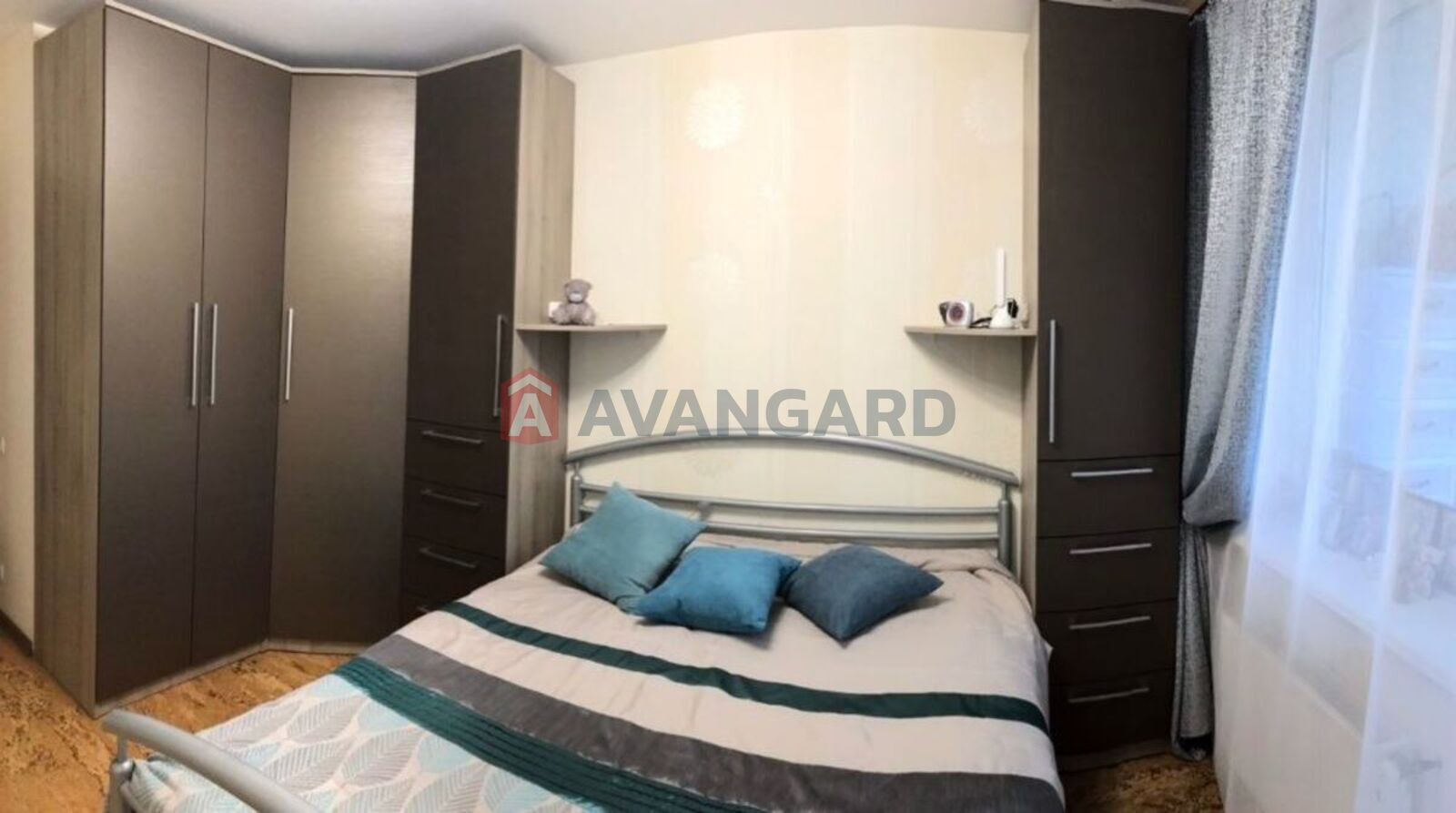 4 ��. ��������, 115/-/25 ��. �., 7/27 ������ ���� 5