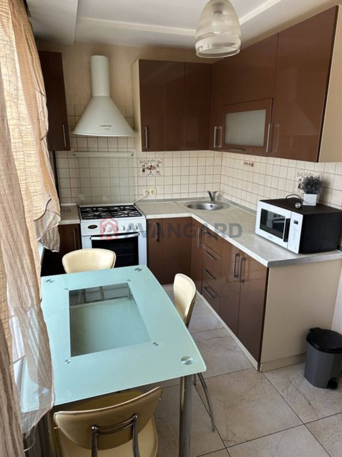 2 ��. ��������, 47/-/9 ��. �., 6/9 ������ ���� 2